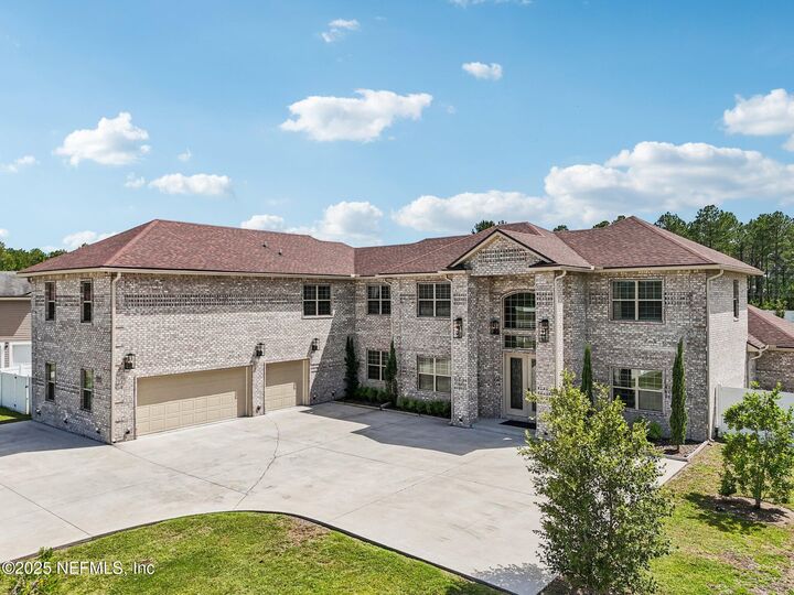 Property Photo:  10114 Fair Hill Court  FL 32219 