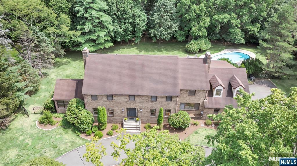 Property Photo: 939 Briarwoods Road NJ 07417