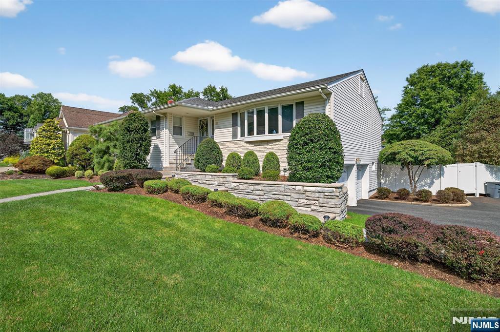 Property Photo: 105 Longview Drive NJ 07630