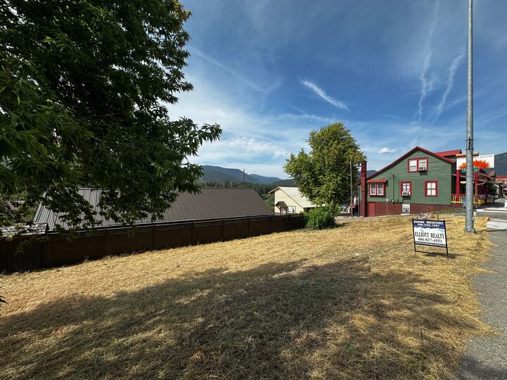 109 Pearl Street  Thompson Falls MT 59873 photo
