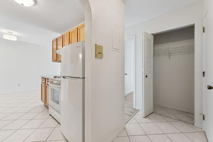 Property Photo:  7320 York Avenue S 208-2  MN 55435 
