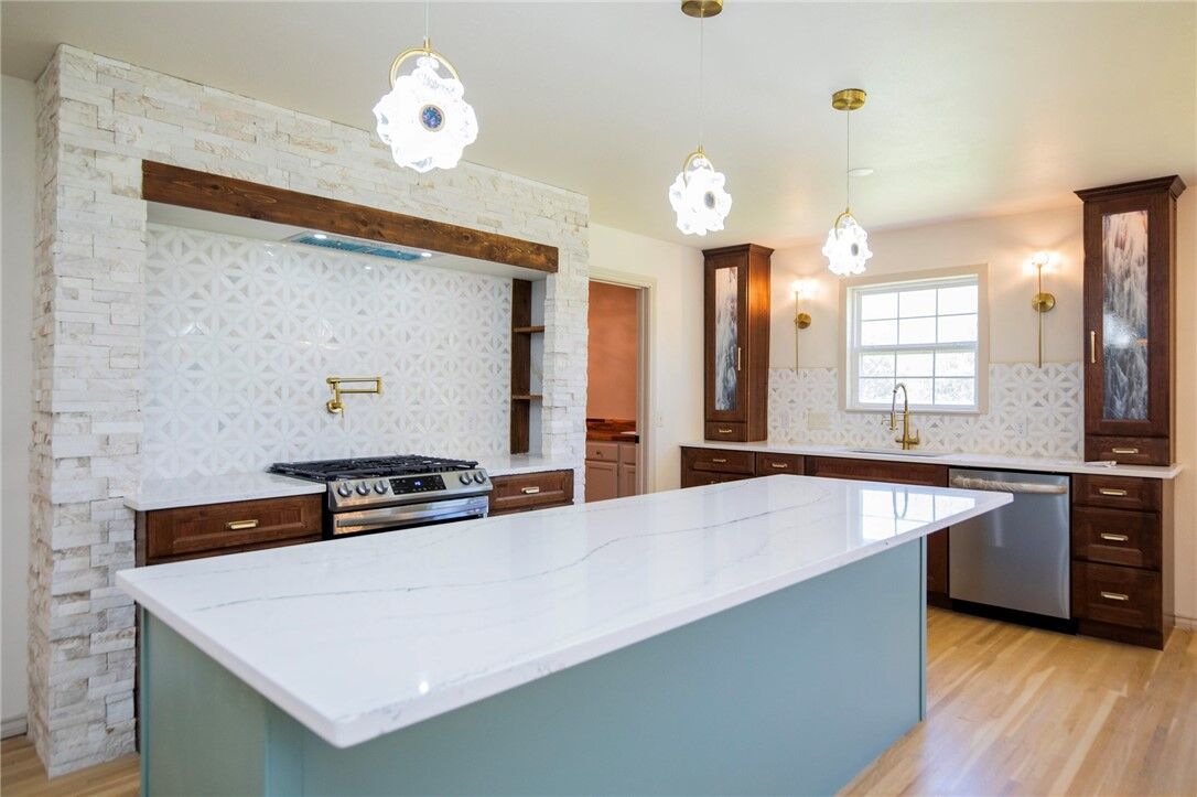 Property Photo: 17052 Robinson Road AR 72761