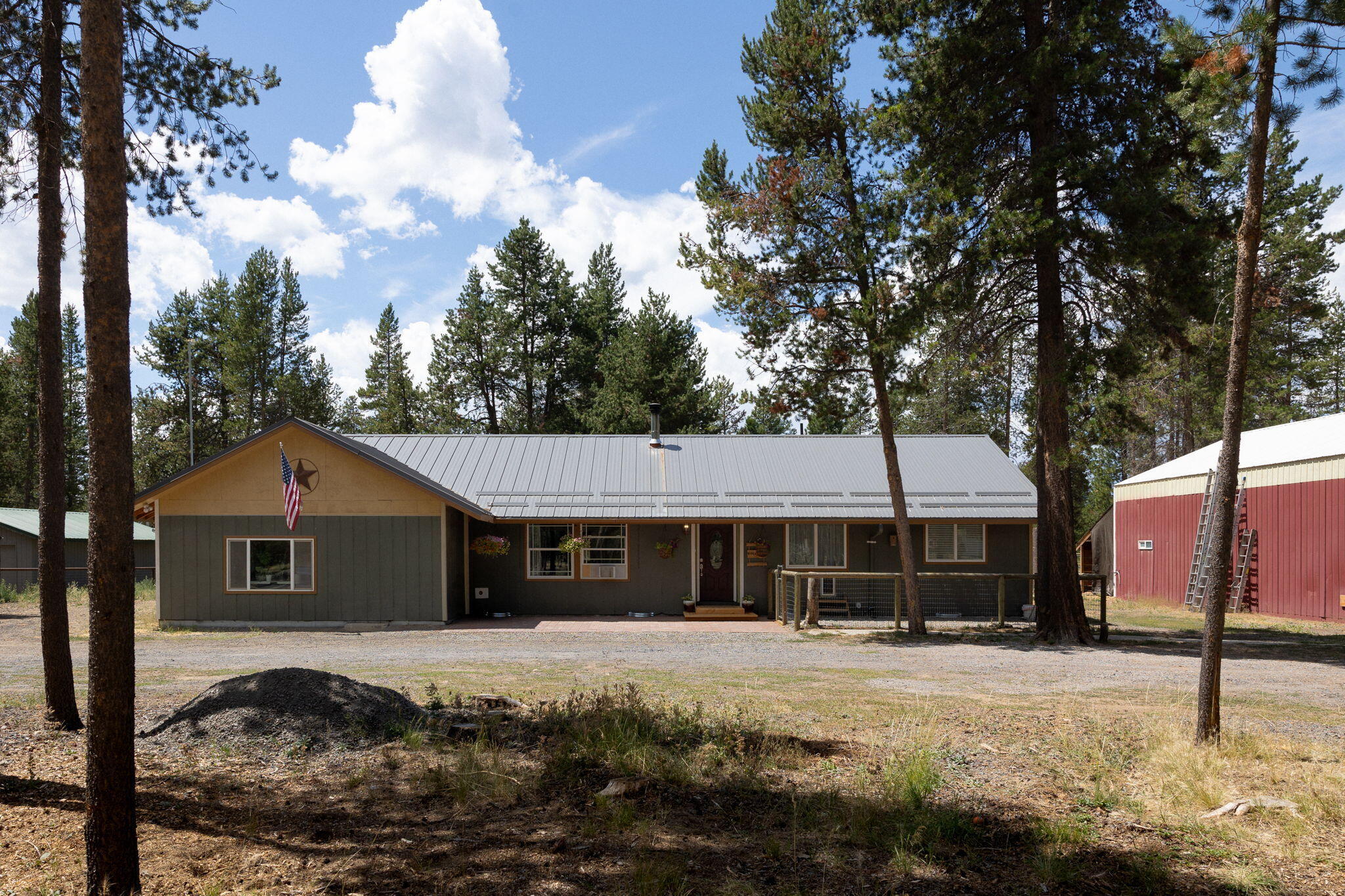 Property Photo:  52575 Ammon Road  OR 97739 