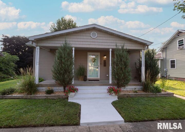 Property Photo: 508 N State Street IL 61561