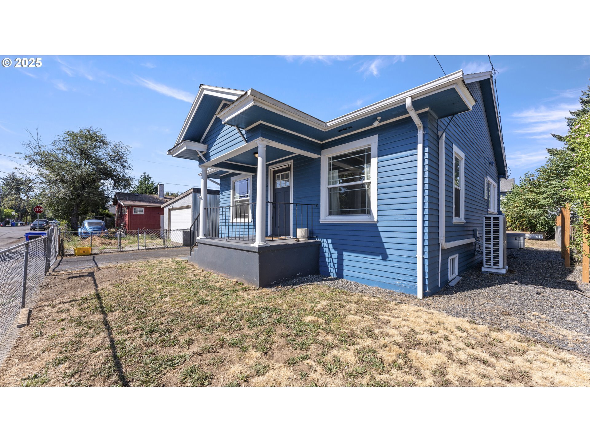 Property Photo:  6415 SE 93rd Ave  OR 97266 