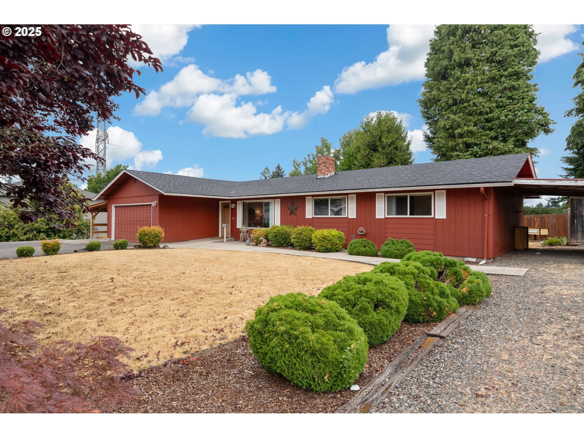 Property Photo: 5505 NW Harney St WA 98663