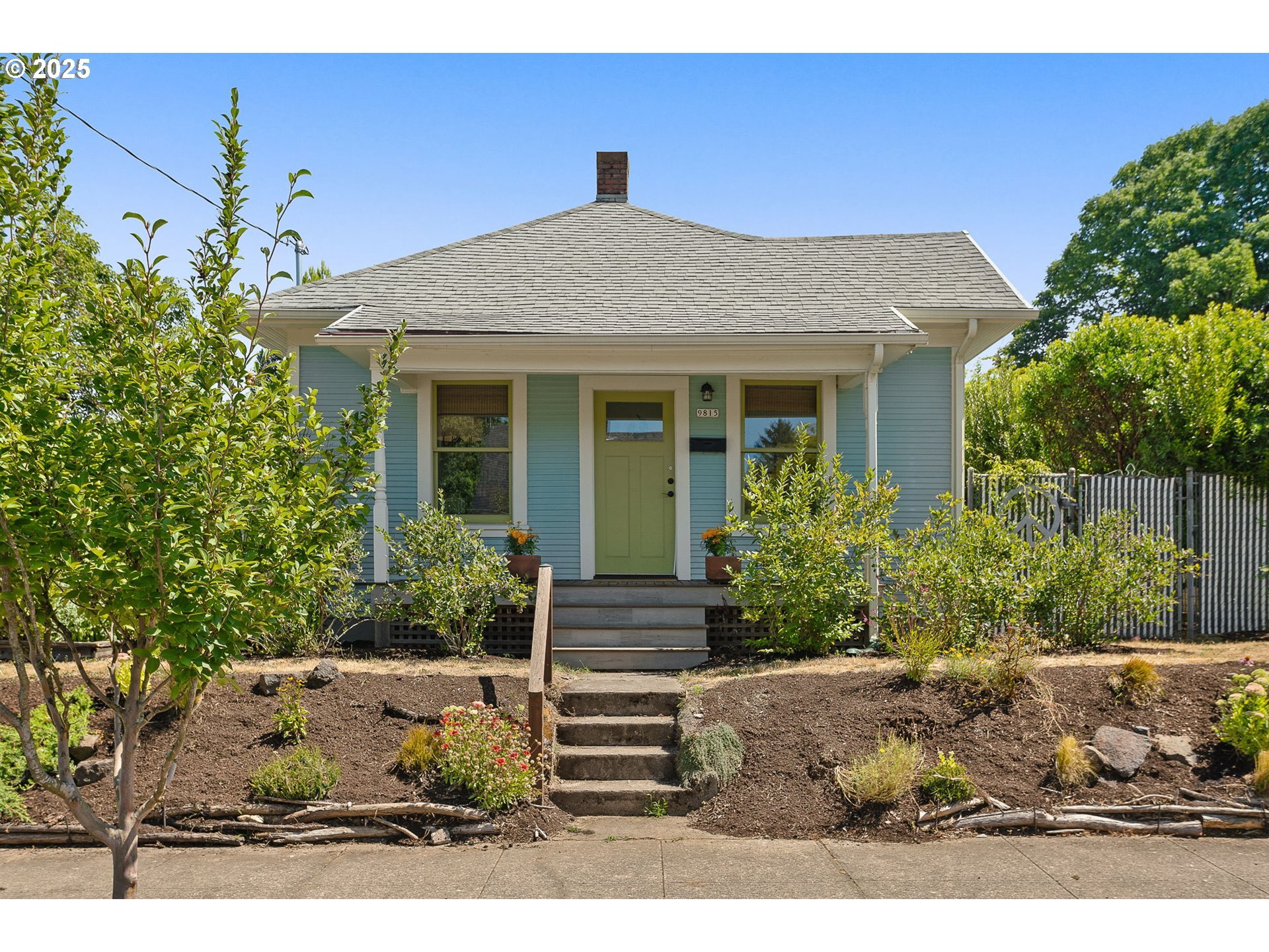 9815 N Central St  Portland OR 97203 photo