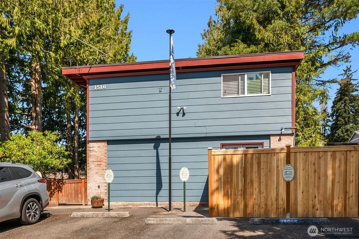 1510 NE 170th Street 1-4  Shoreline WA 98155 photo