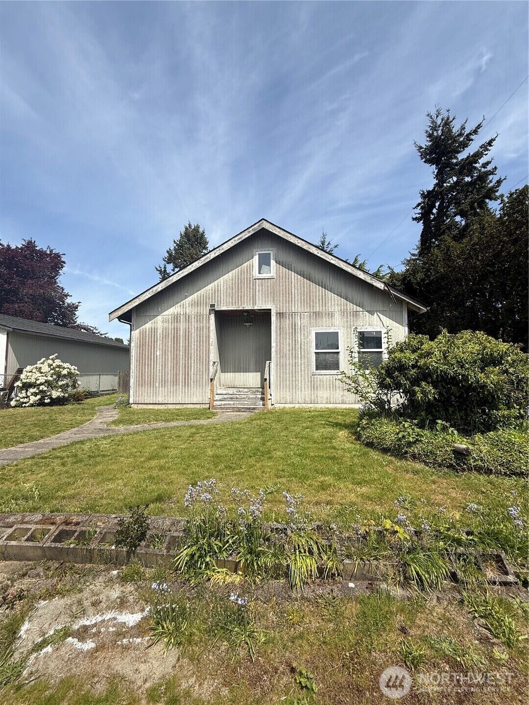 Property Photo: 510 N 92nd Street WA 98103