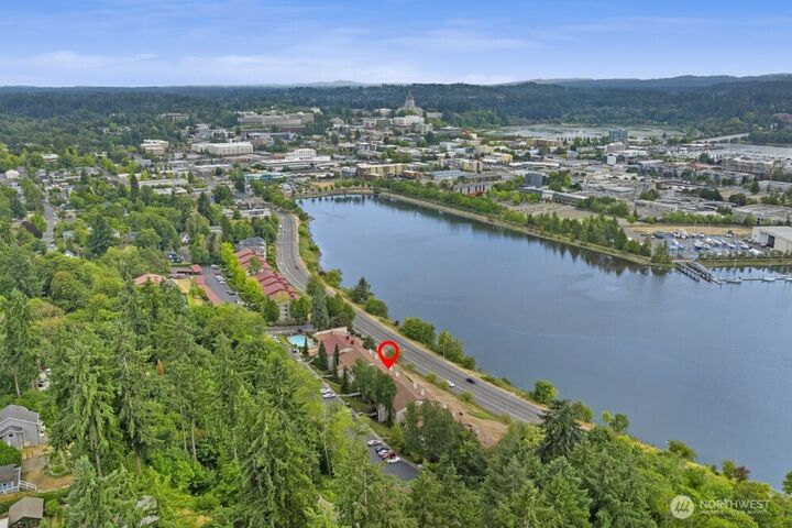 Property Photo:  920  East Bay Drive NE 3C302  WA 98506 