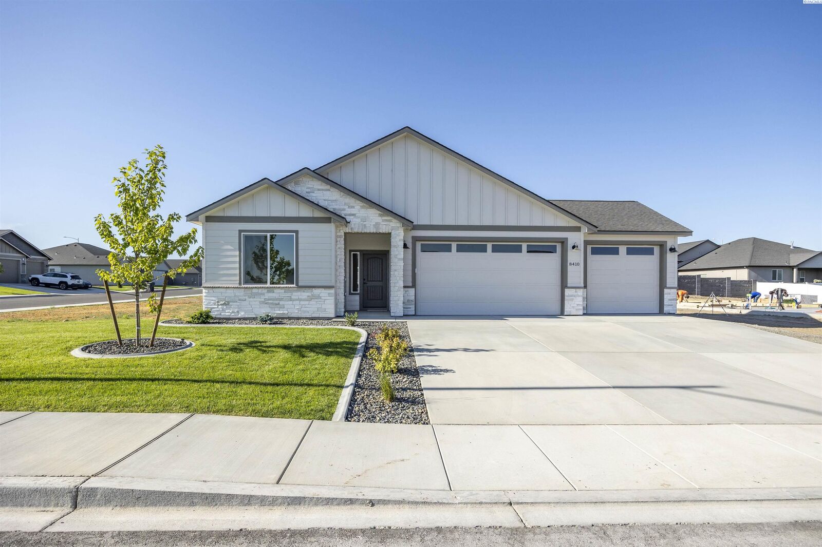 Property Photo:  8410 Dusty Maiden Drive  WA 99301 