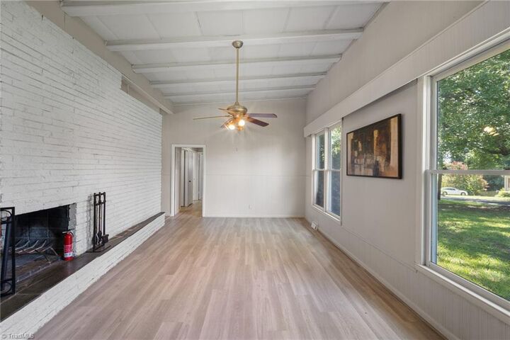 Property Photo:  701 Locust Place  NC 27265 