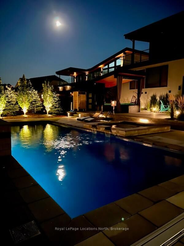 Property Photo: 116 Courchevel Crescent ON L9Y 0V4