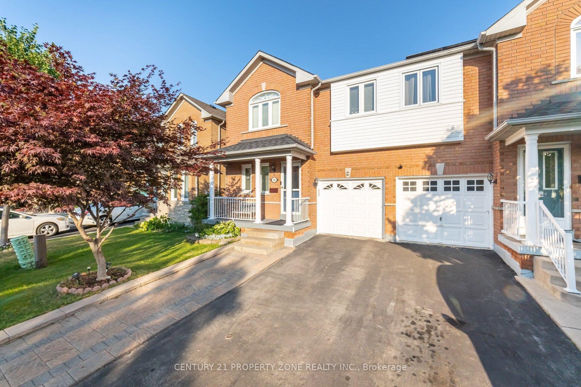 Property Photo: 19 Streamside Lane ON L6R 2A9