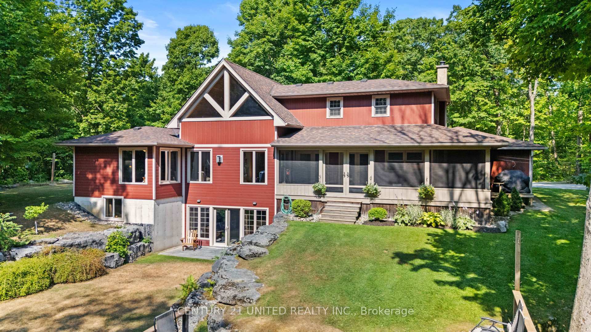 Property Photo: 2068 Camp Line Road ON K0L 2H0