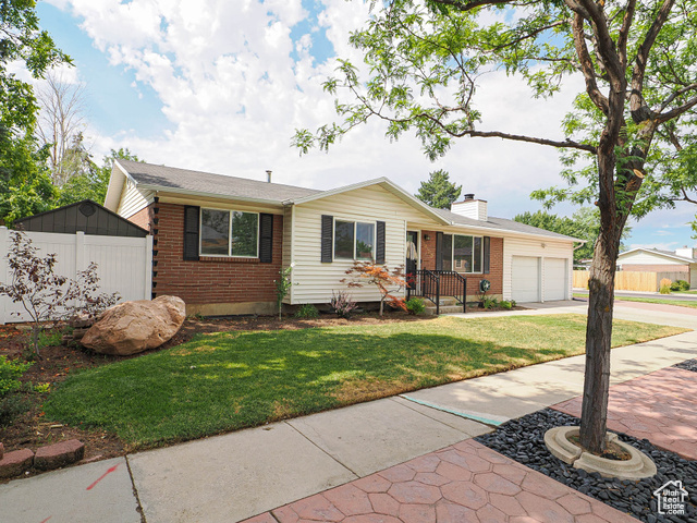 Property Photo:  1420 E Longdale Dr  UT 84092 