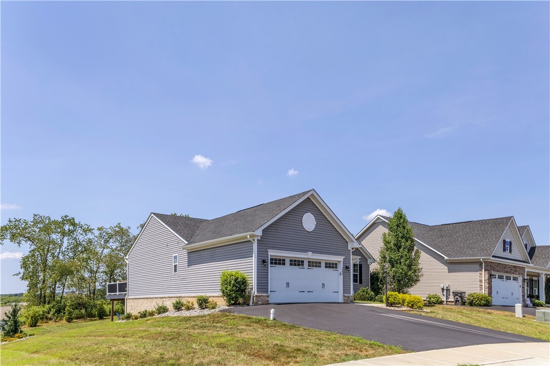 Property Photo: 226 Camden Dr PA 16063