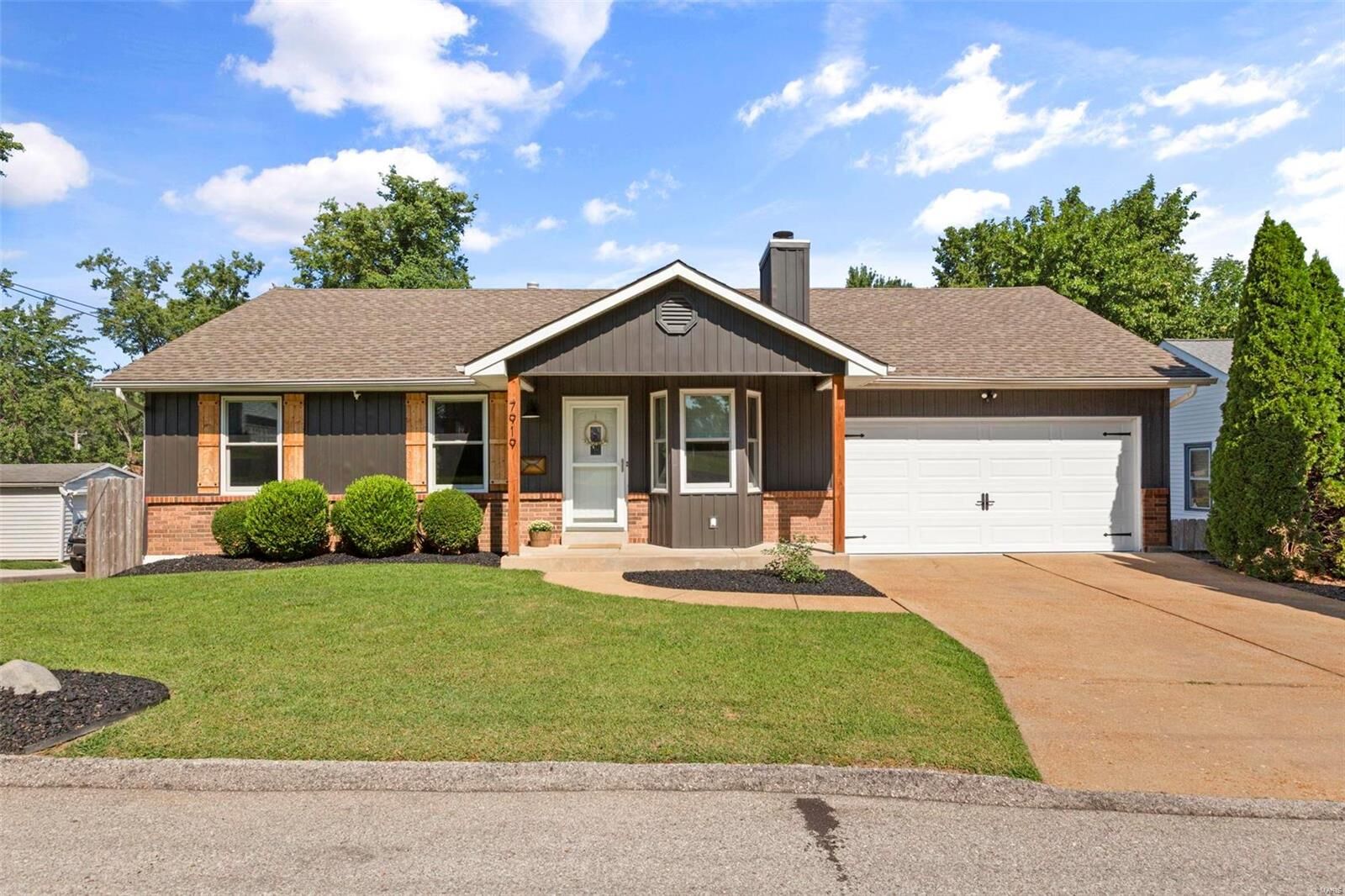 Property Photo: 7919 Wolz Avenue MO 63123