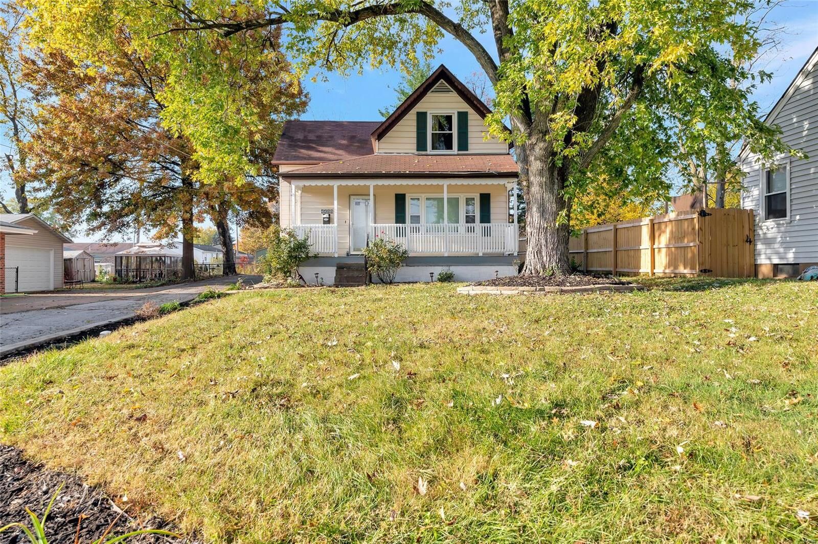 Property Photo: 4400 Seibert Avenue MO 63123
