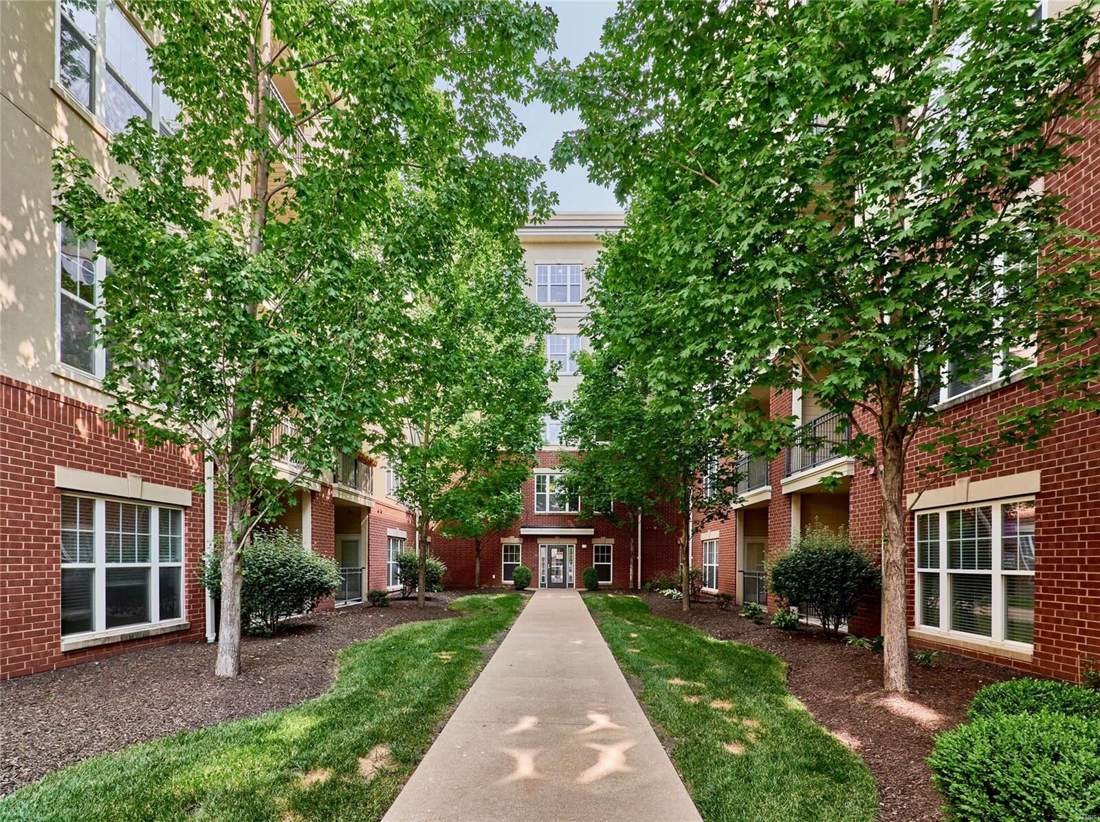 Property Photo: 1251 Strassner Drive 2101 MO 63144