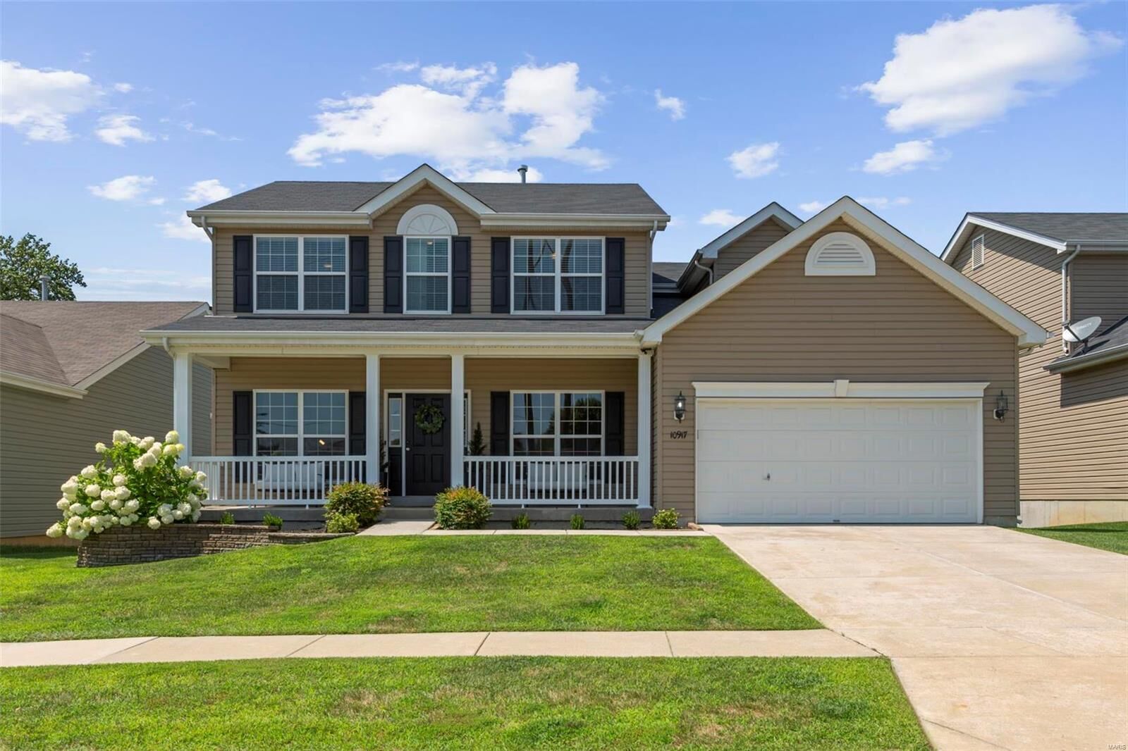 Property Photo: 10917 Clydesdale Manors Court MO 63123