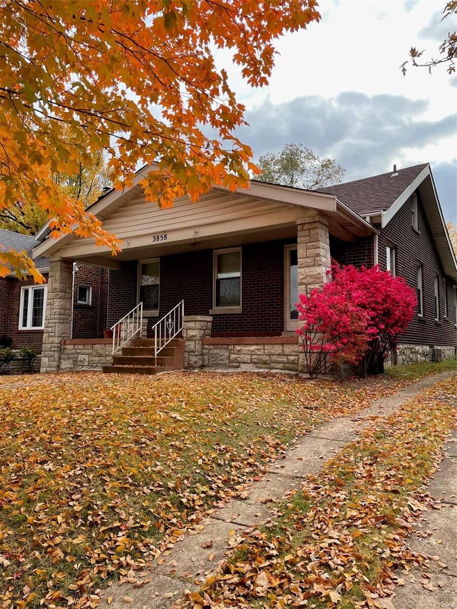 Property Photo:  3858 Bowen  MO 63116 