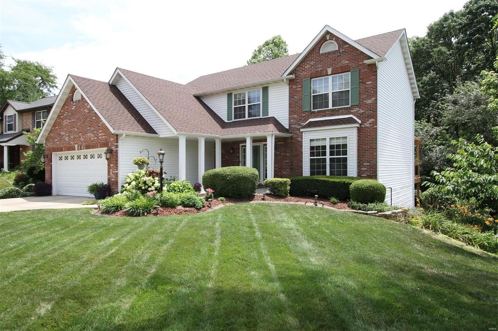Property Photo:  1302 Springbrooke Drive  IL 62025 