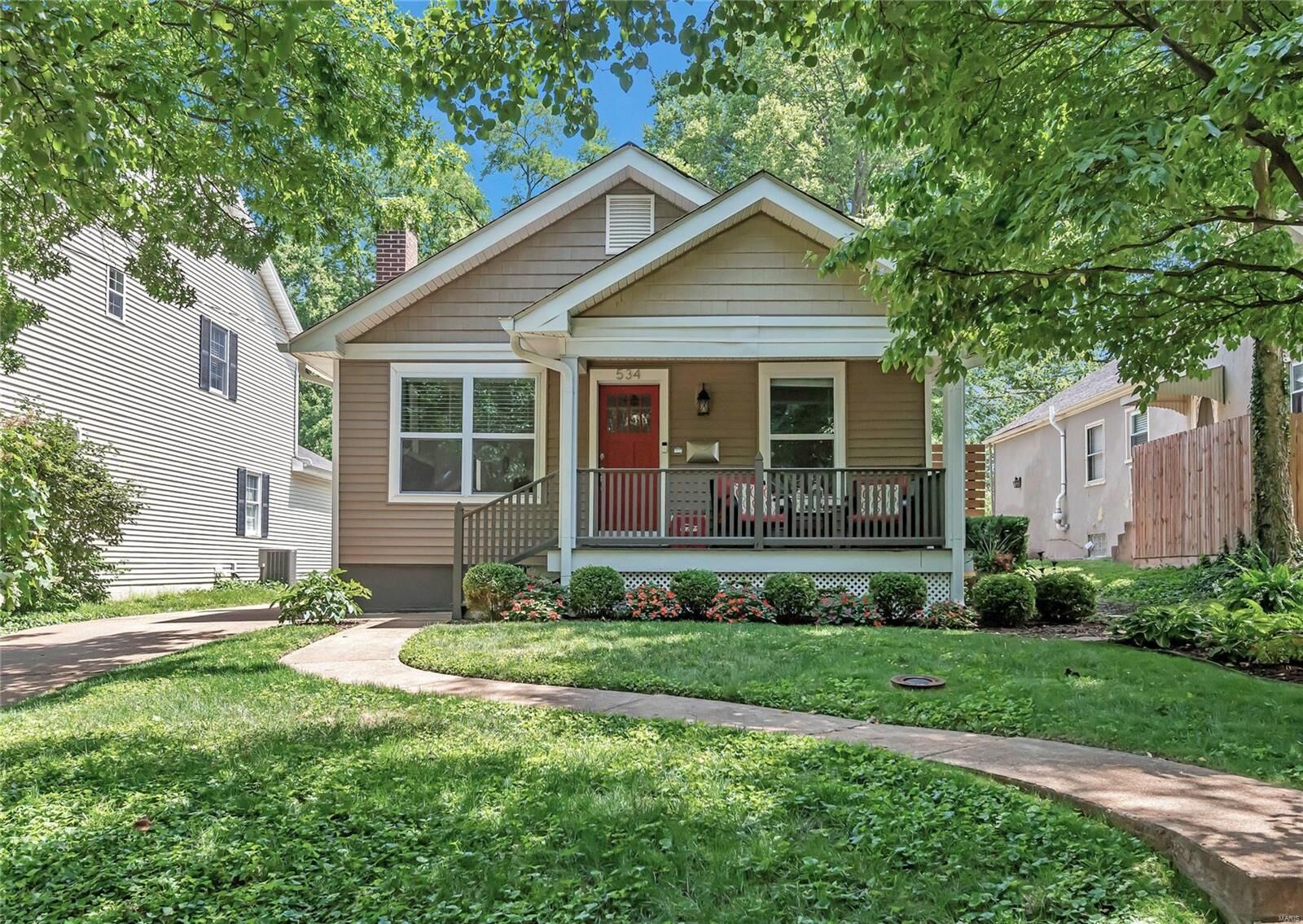 Property Photo: 534 Ridge Avenue MO 63119