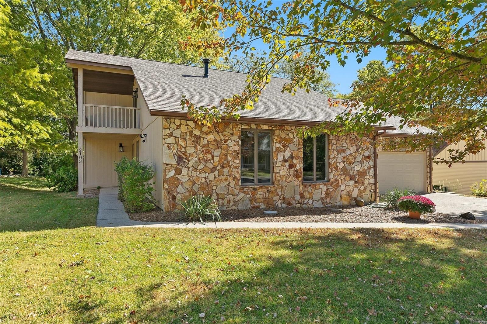 Property Photo:  2103 Olive Street  IL 62249 