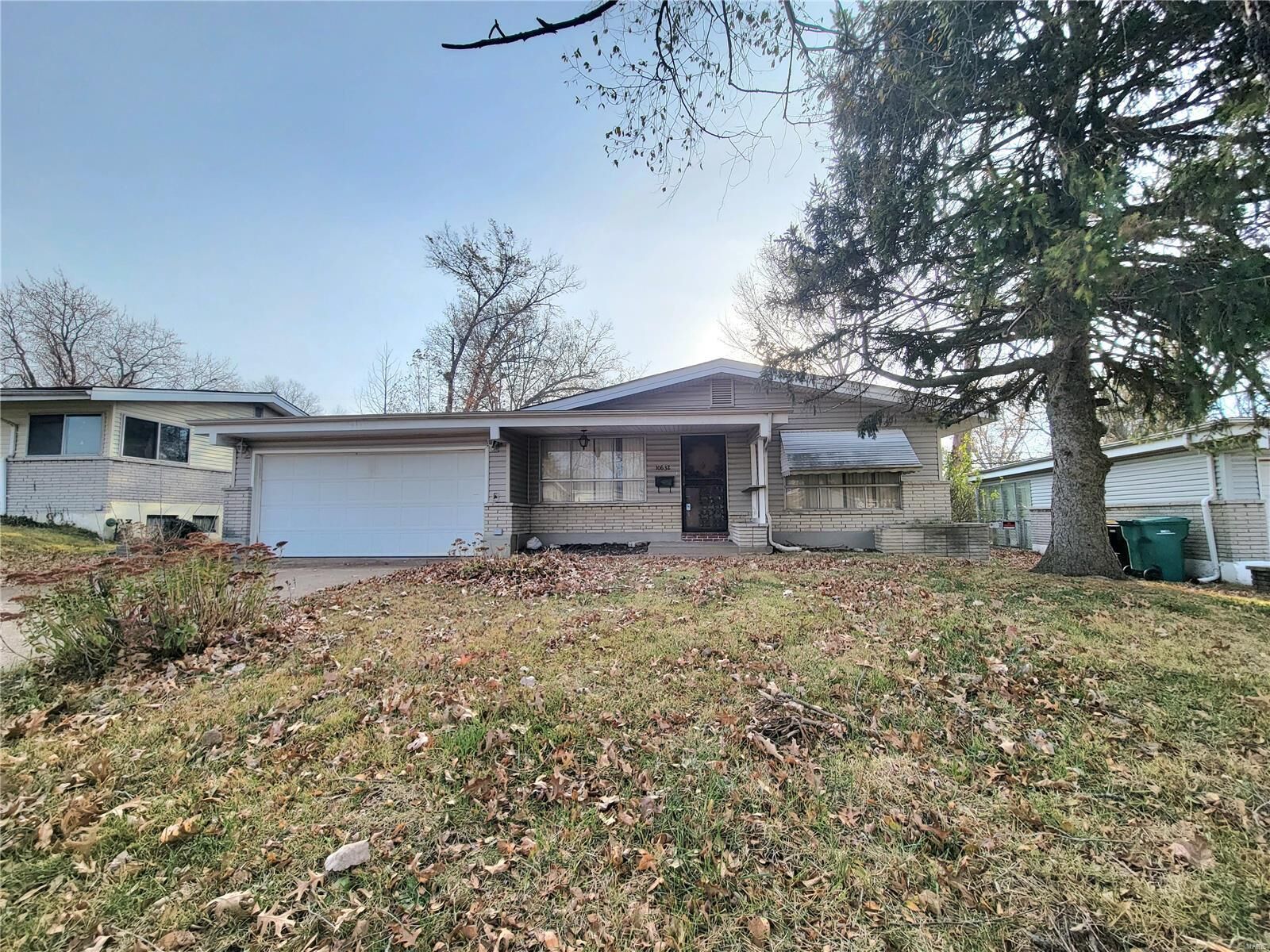 Property Photo: 10632 Linnell Drive MO 63136