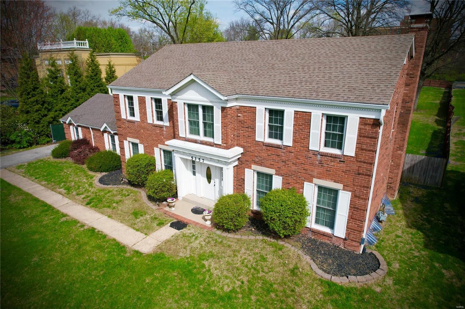 Property Photo: 5357 Lindell Boulevard MO 63112