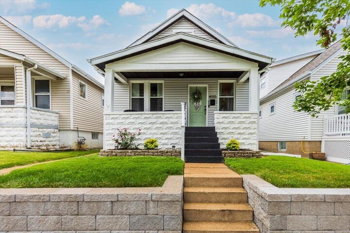 4135 Bowen Street  St Louis MO 63116 photo