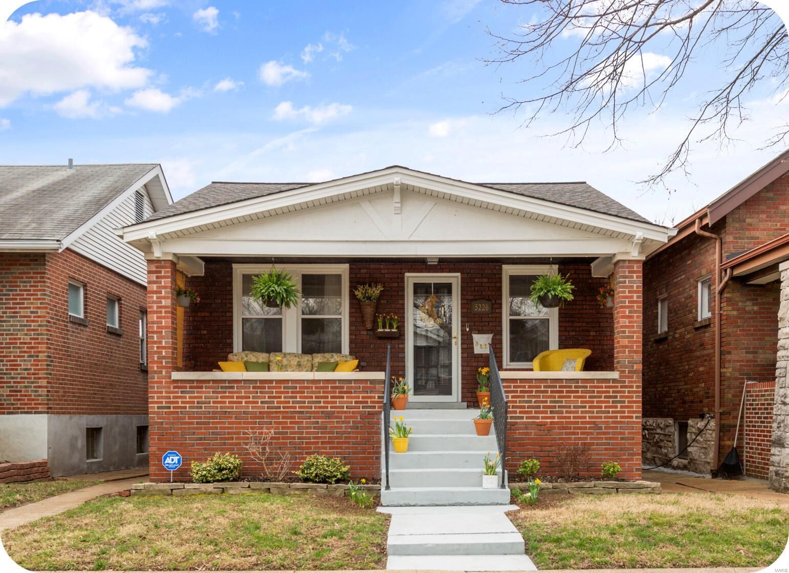 Property Photo: 5226 Bonita Avenue MO 63109