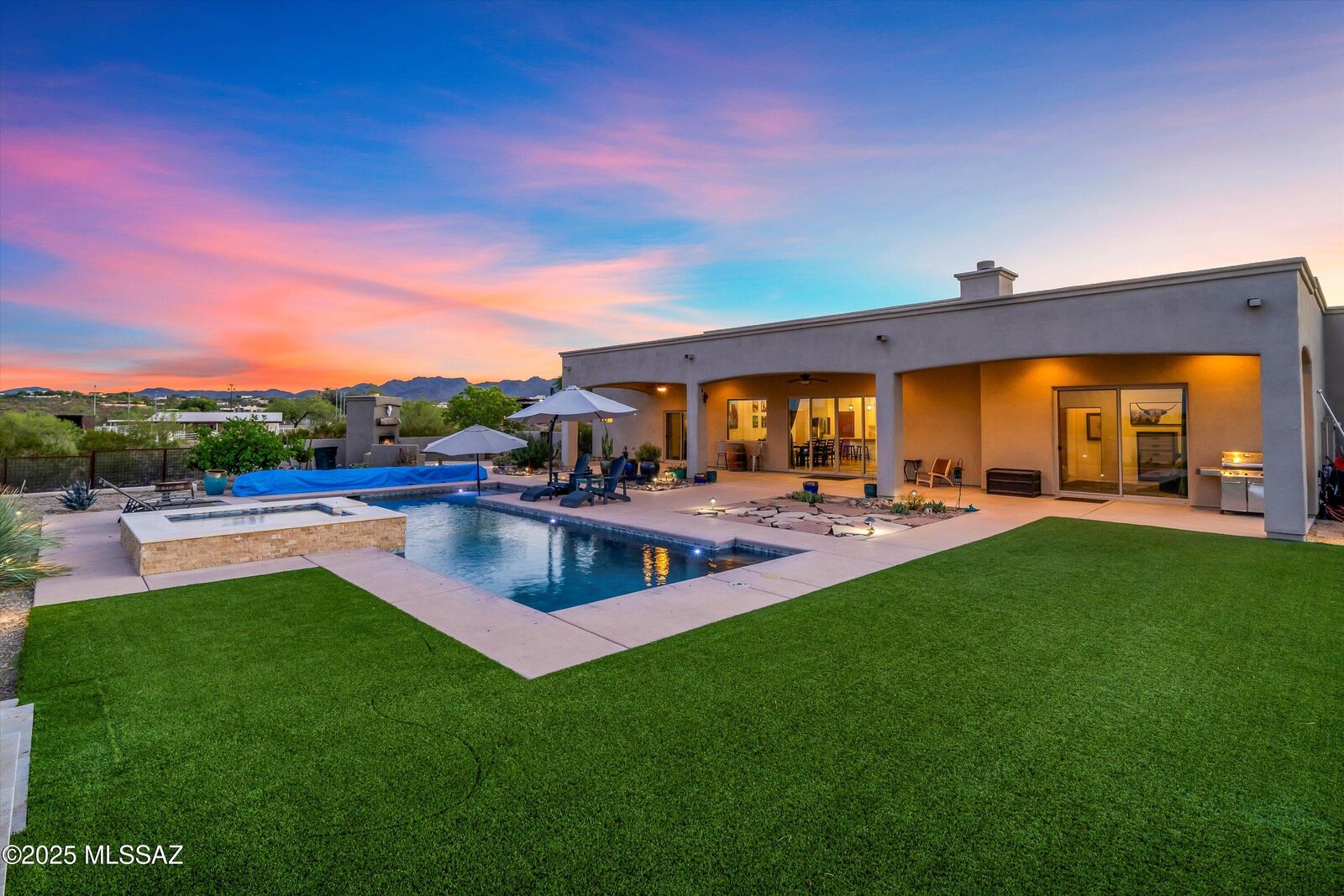 Property Photo: 4455 W Placita Roca Escondida W AZ 85745