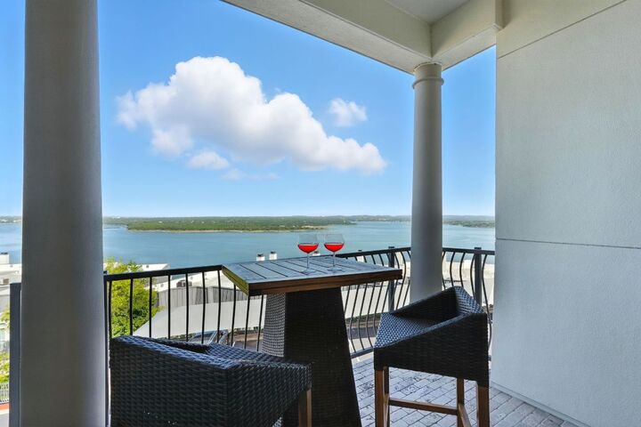 Property Photo: 2918 Ranch Road 620 P-290 TX 78734