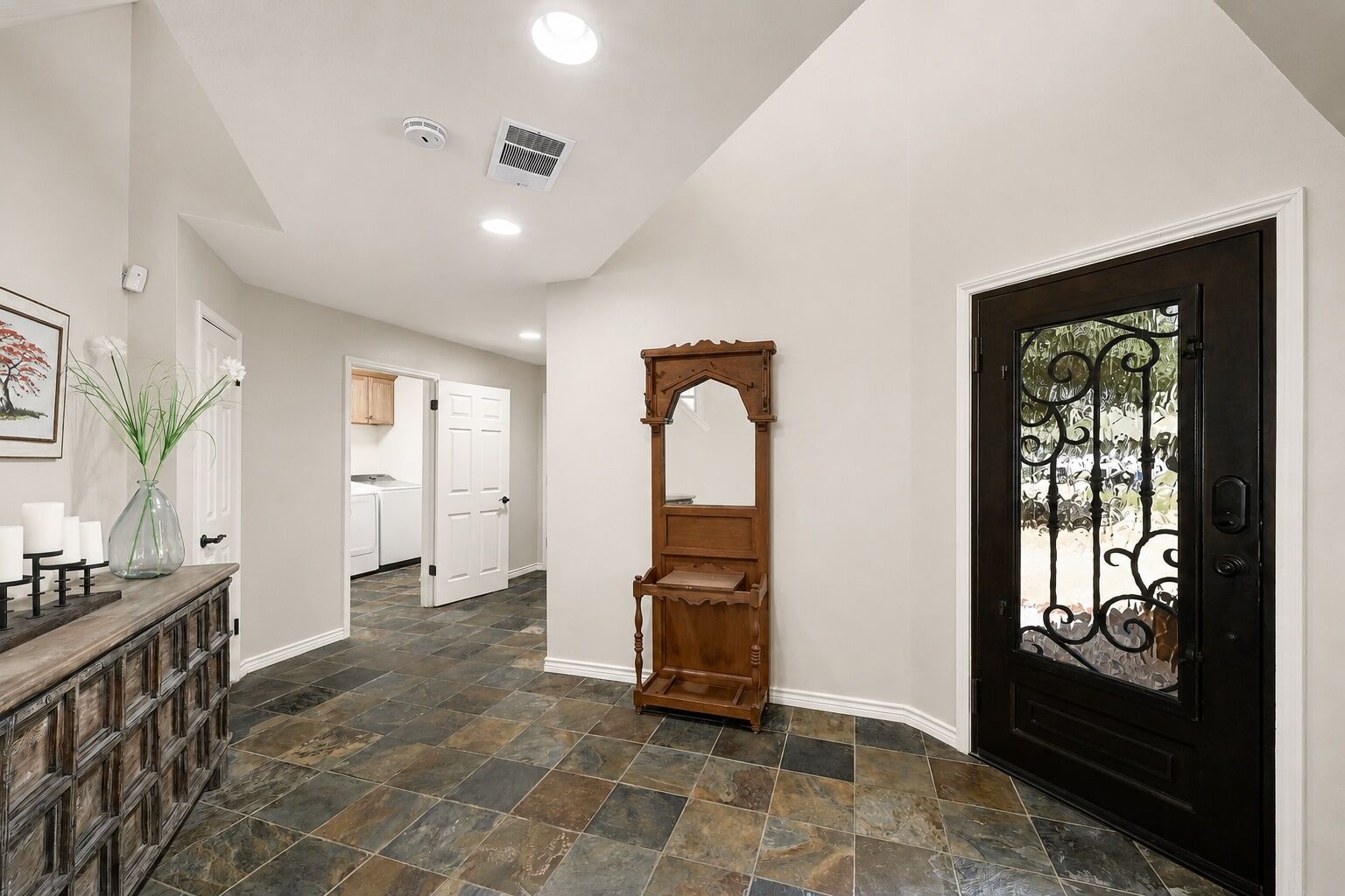 Property Photo: 122 Acapulco Drive TX 78734