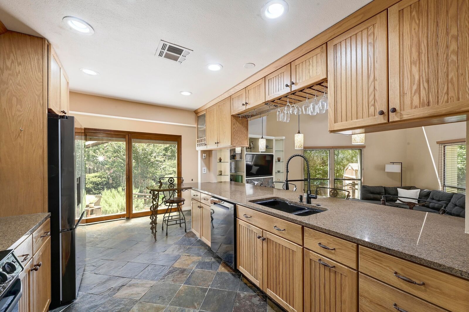 Property Photo:  122 Acapulco Drive  TX 78734 