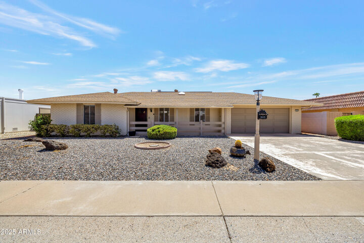 Property Photo:  9425 W Rolling Hills Drive  AZ 85351 