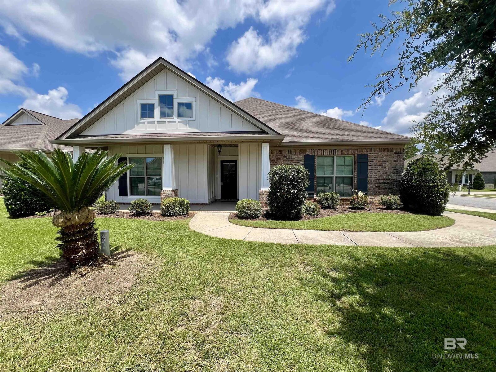 Property Photo:  228 Divot Loop  AL 36532 