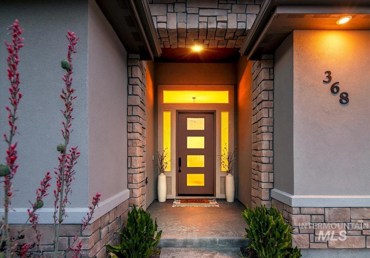 Property Photo:  368 E Whiskey Flats St  ID 83642 
