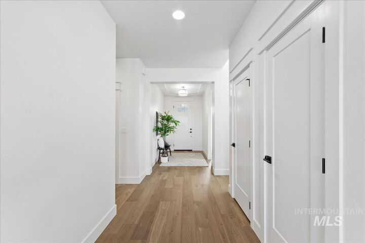 Property Photo:  8150 W Gallup St  ID 83646 