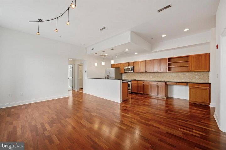 1 Academy Circle 324  Philadelphia PA 19146 photo