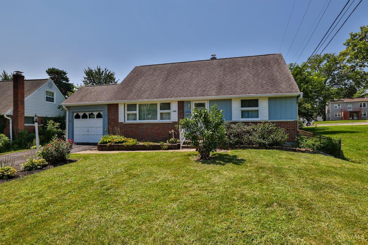 Property Photo:  1 Hadley Road  OH 45218 