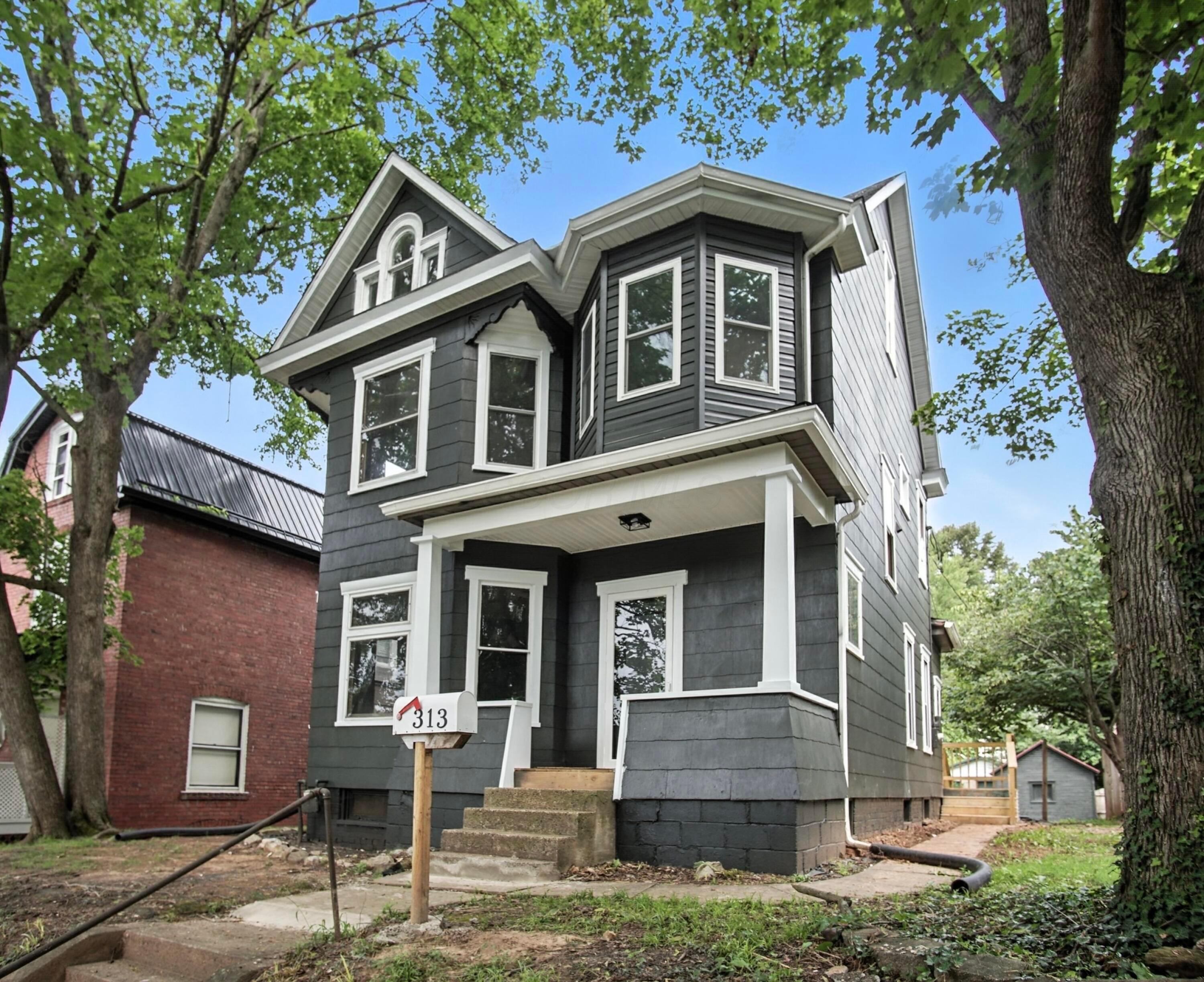 Property Photo: 313 Oakwood Avenue OH 45750