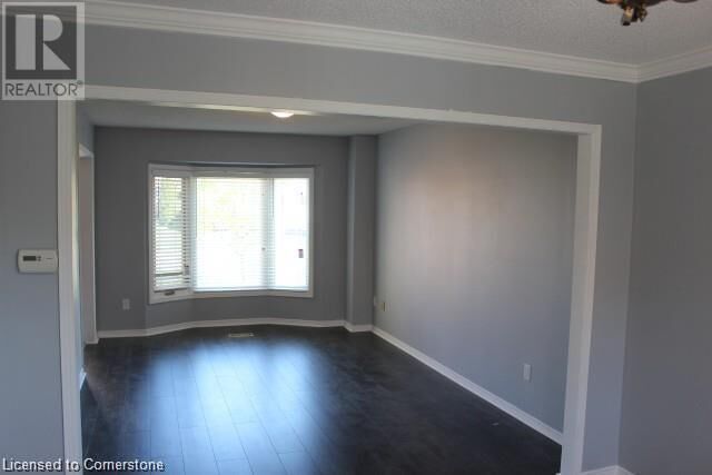 Property Photo:  529 Burnett Avenue  ON N1T 1M6 