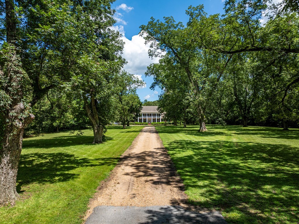 Property Photo: 177 S Bailey Ave GA 31764