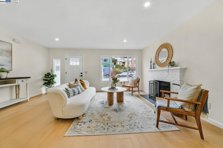 Property Photo:  1541 Merced Street  CA 94804 