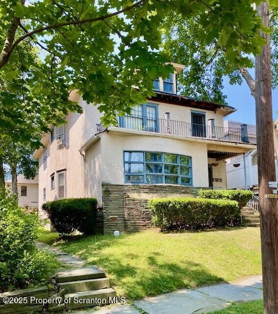 Property Photo: 729 N Irving Avenue PA 18510