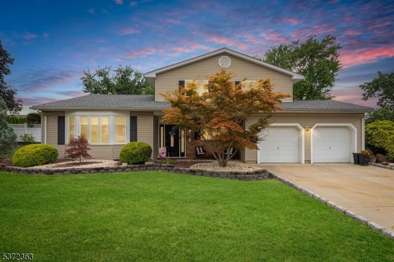 Property Photo: 31 Iroquois Dr NJ 08859