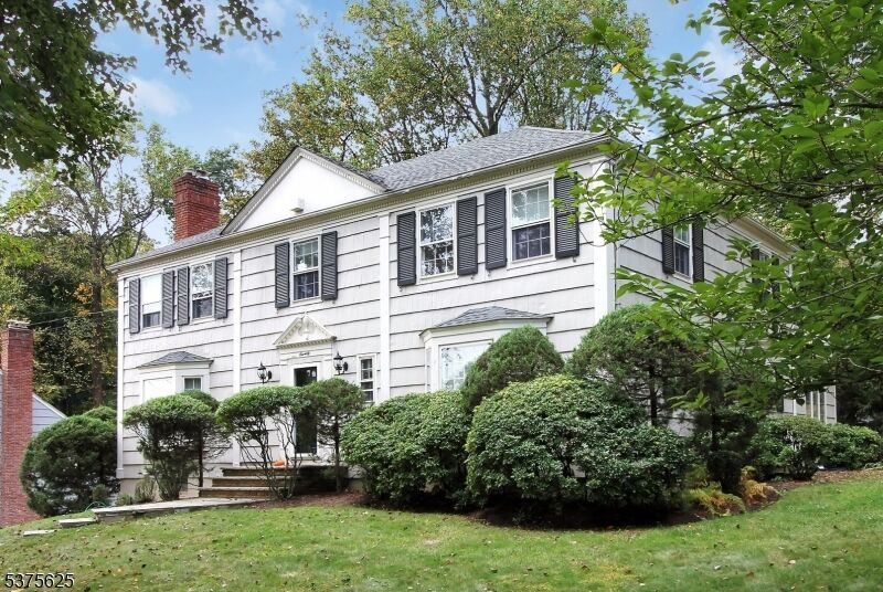 Property Photo:  70 Center Ave  NJ 07960 